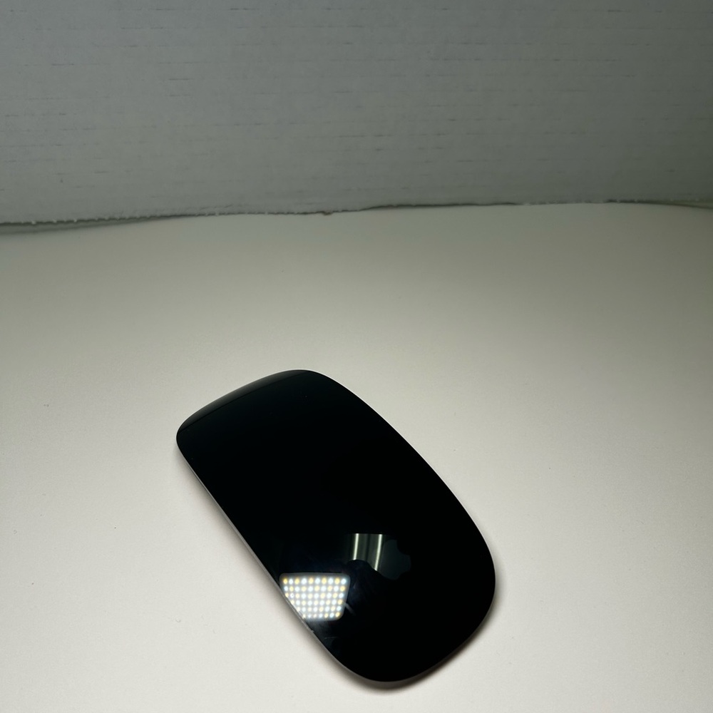 Apple Magic Mouse 2 - Black Multi-Touch Surface Model A1657 / No Cable